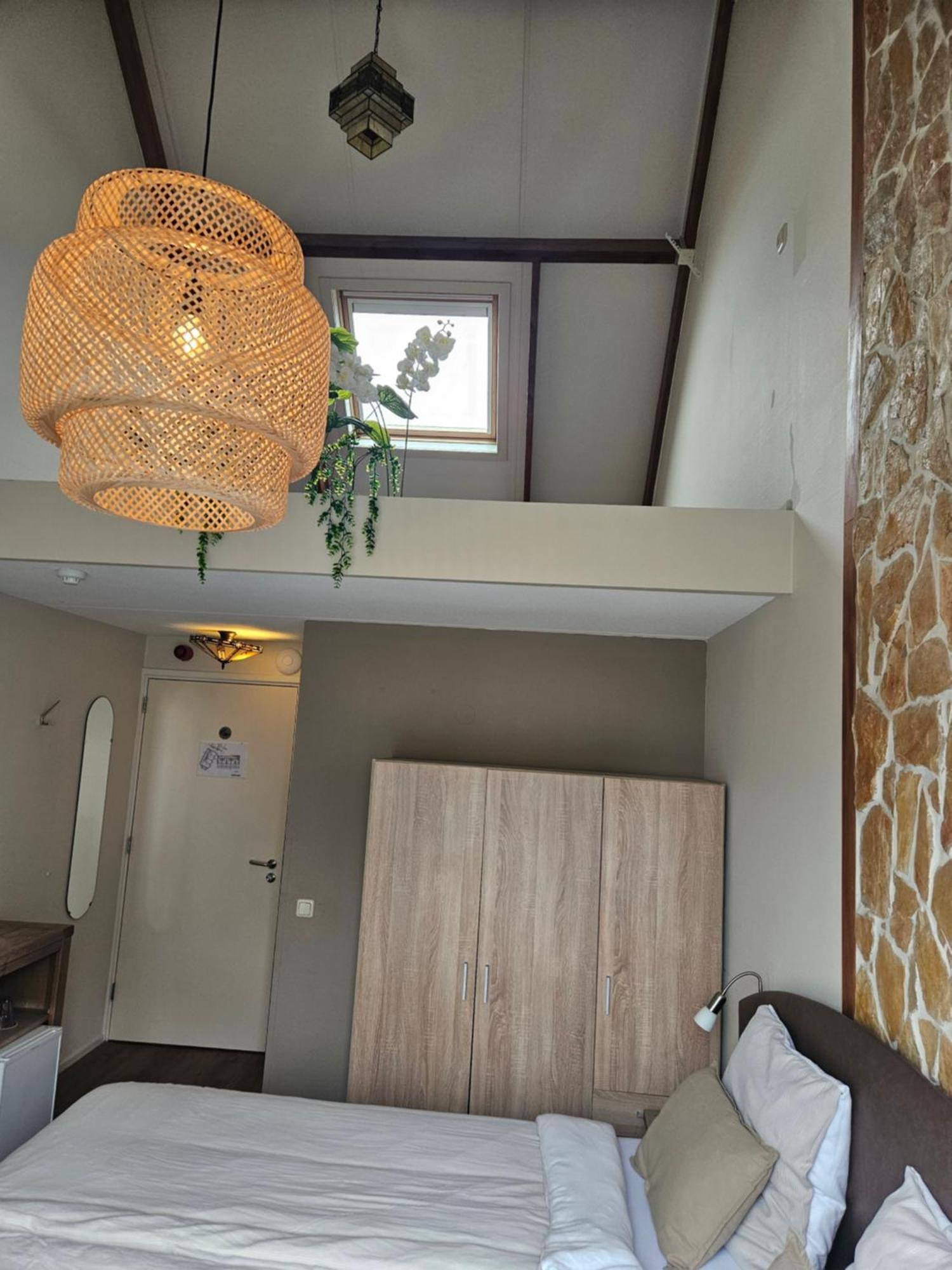 Hotel Dolores Ameland ネス エクステリア 写真