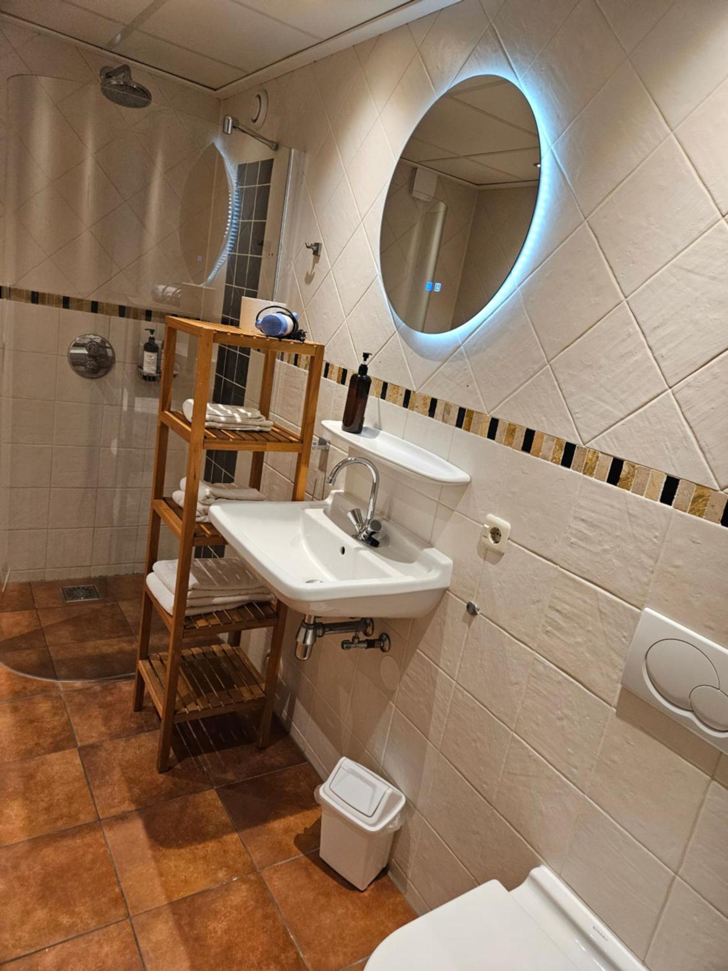Hotel Dolores Ameland ネス エクステリア 写真