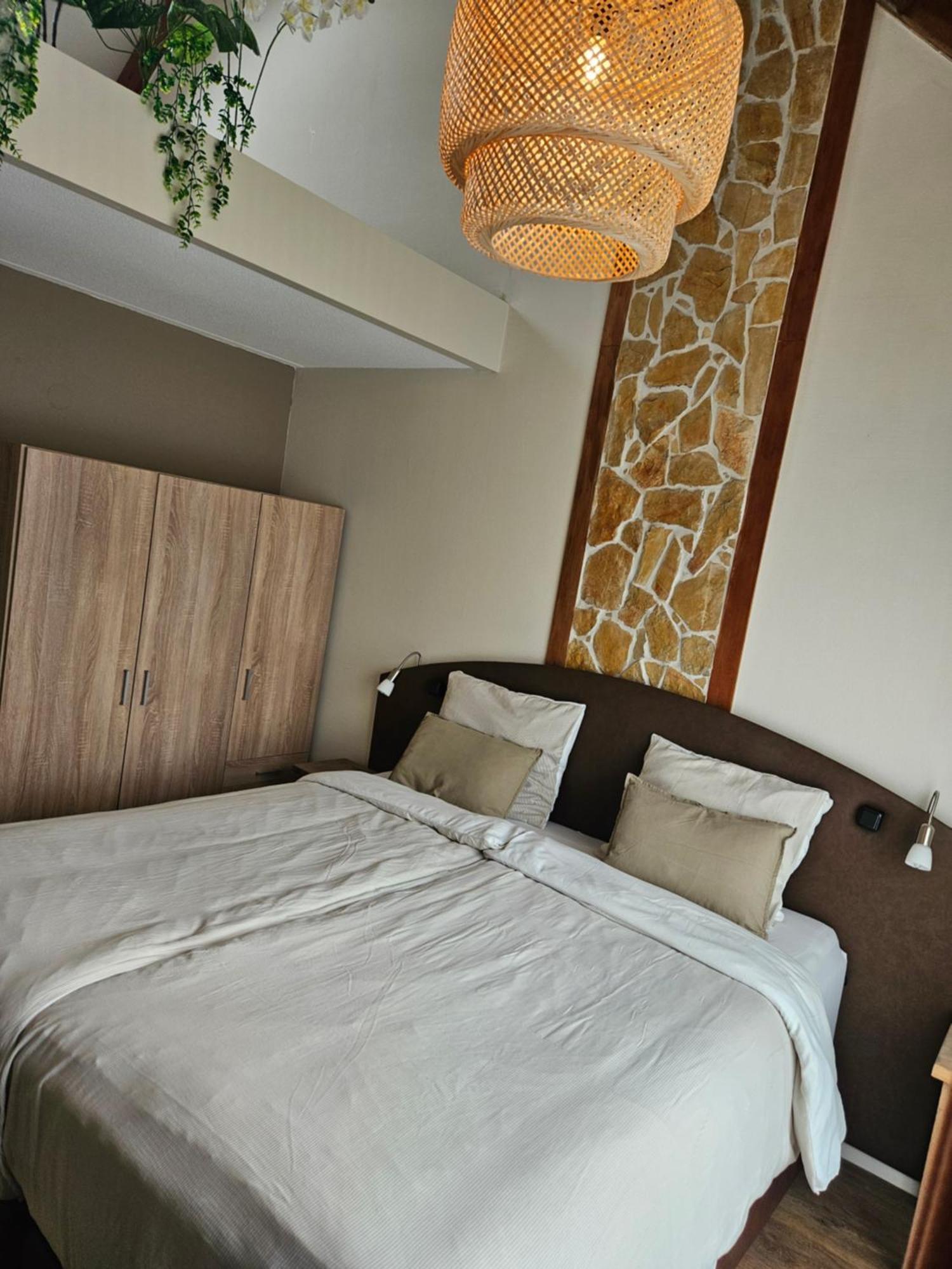 Hotel Dolores Ameland ネス エクステリア 写真