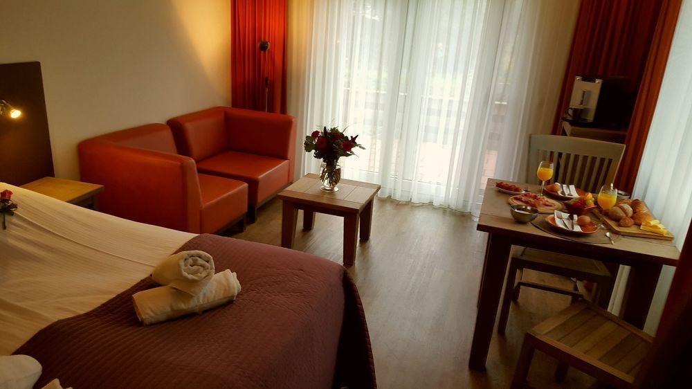 Hotel Dolores Ameland ネス エクステリア 写真