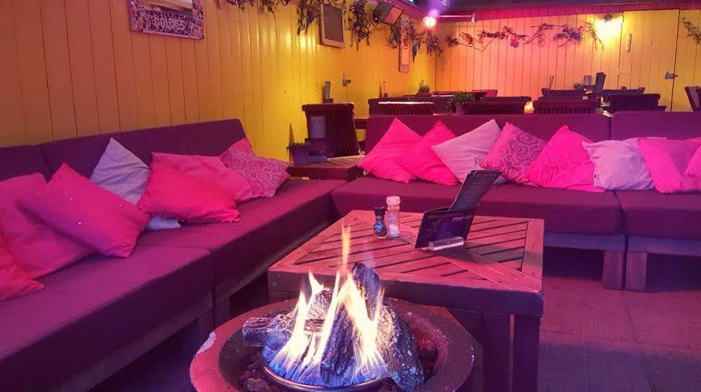 Hotel Dolores Ameland ネス エクステリア 写真